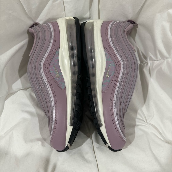 Nike Air Max 97 Plum Fog 7.5 NWOT - Picture 4 of 14